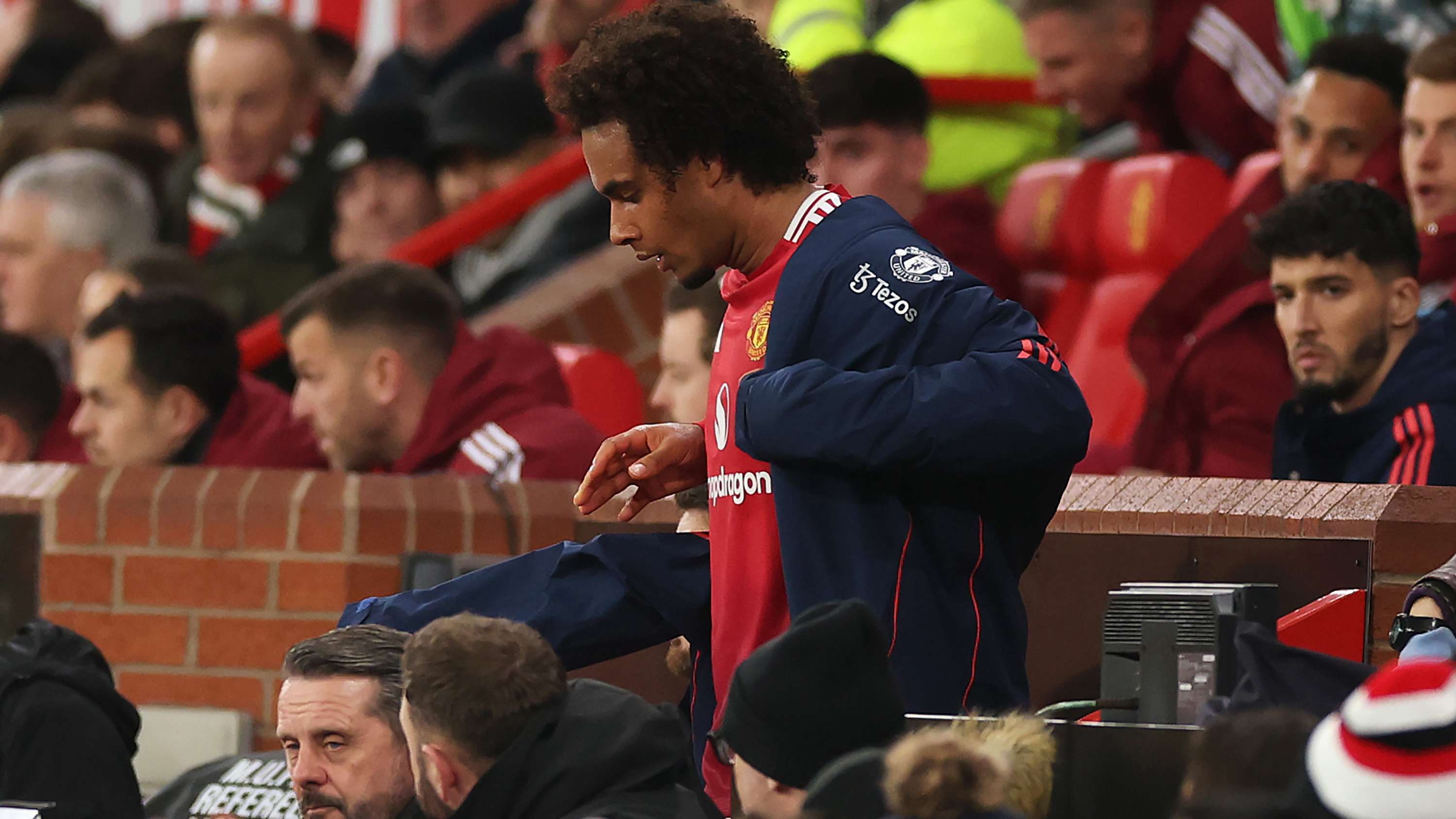 水平使其成 水平使其成